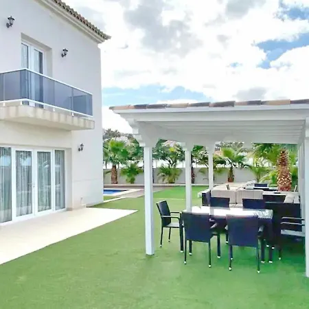 Villa Madronales