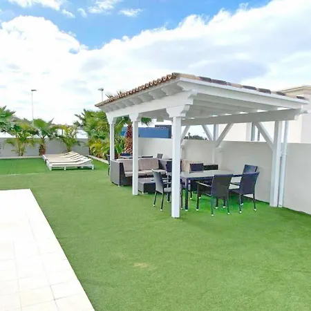 Madronales Villa